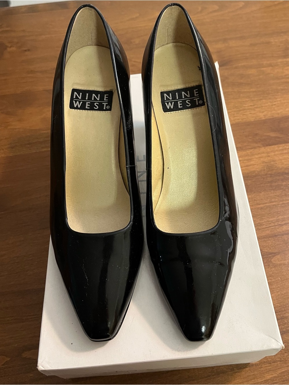 Nine West Women's Black Patent Pointed-Toe Pumps Size 7M